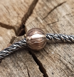 Bronze bead IB satin - kopie