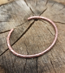  Copper etched bangle ILKO Beads "S" 
